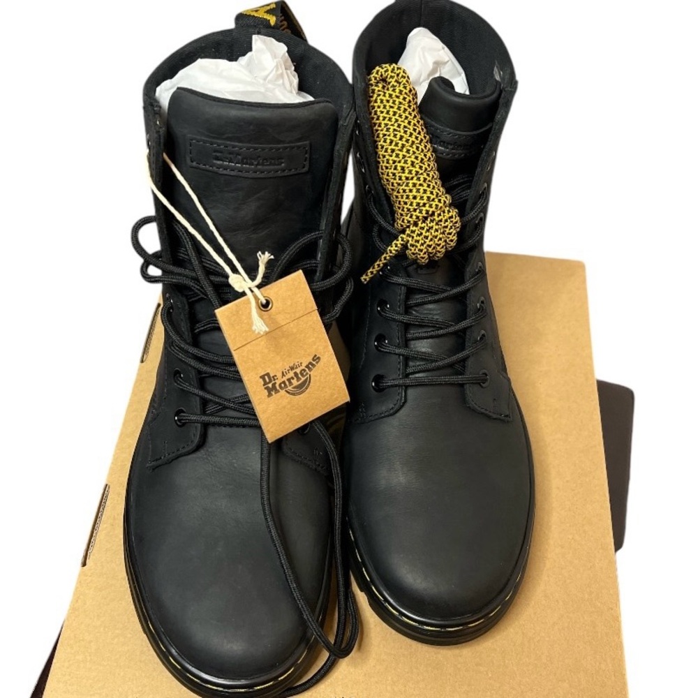 Dr. Martens Air Wair SZ 9 NWT